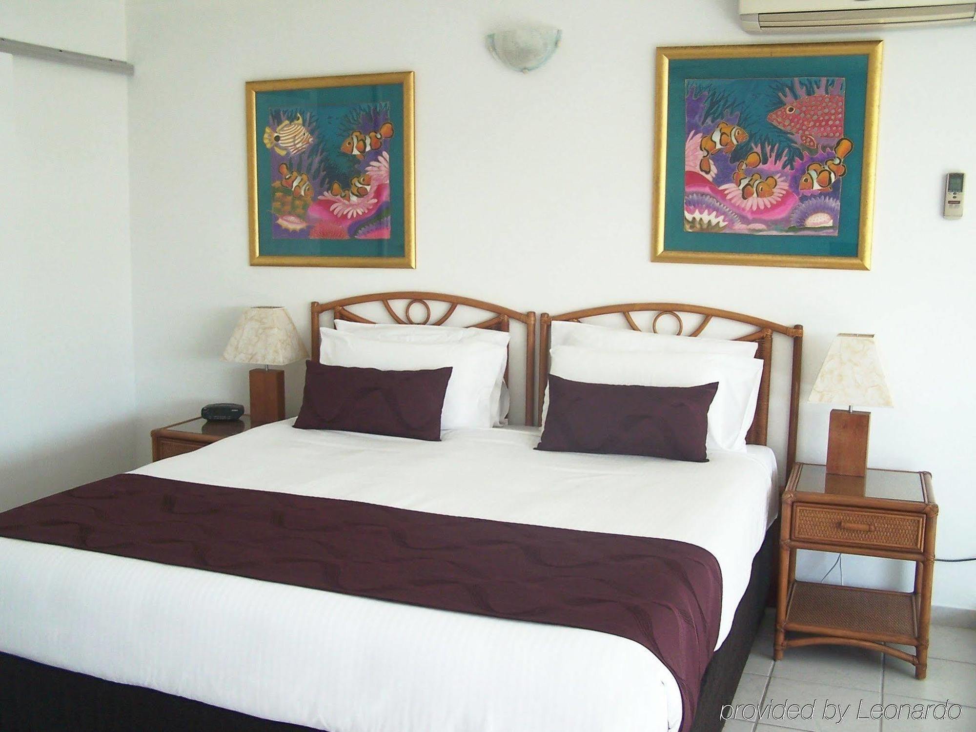 Roydon Beachfront Apartments Trinity Beach Dış mekan fotoğraf